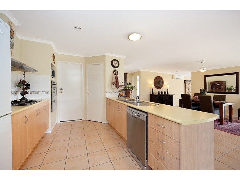 14 McPherson Court, North Lakes QLD 4509