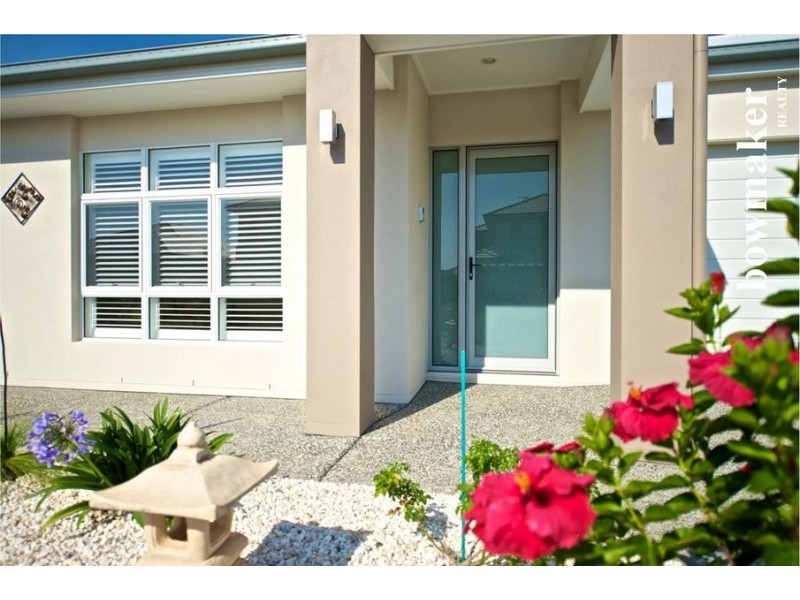 14 Troon Street, North Lakes QLD 4509