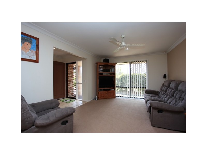 19 Ultramarine Parade, Griffin QLD 4503