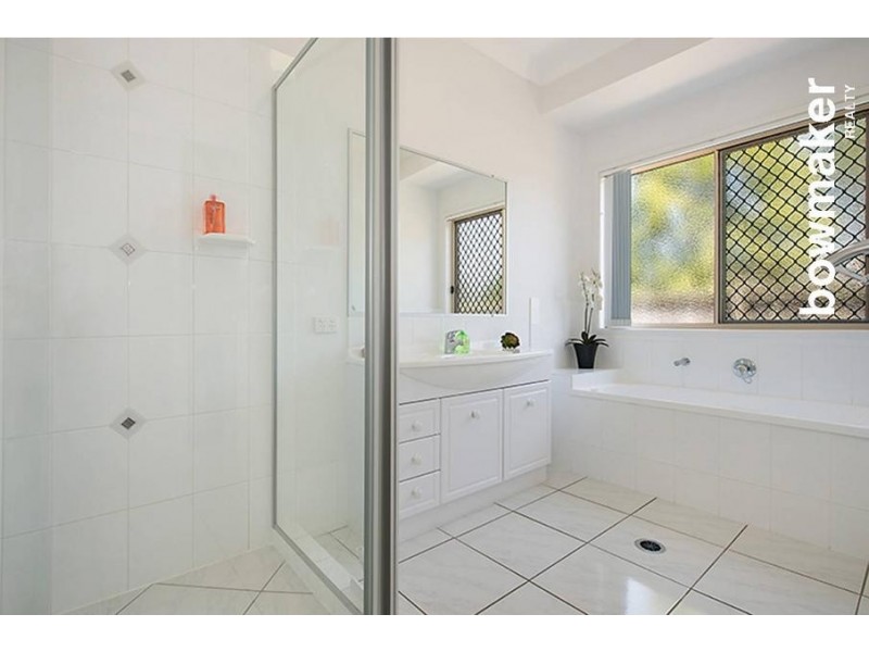 24 Tuckeroo Parade, North Lakes QLD 4509