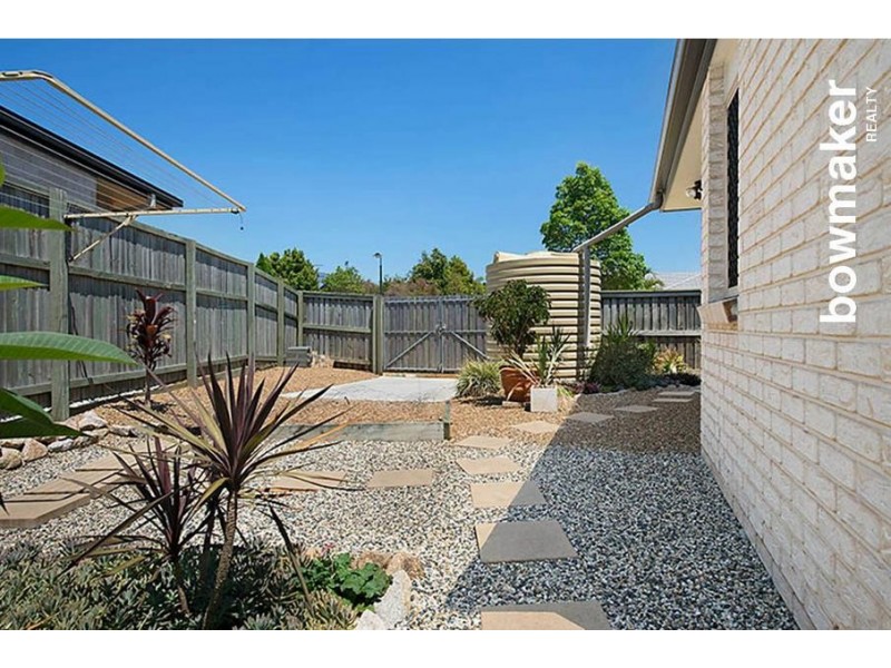24 Tuckeroo Parade, North Lakes QLD 4509