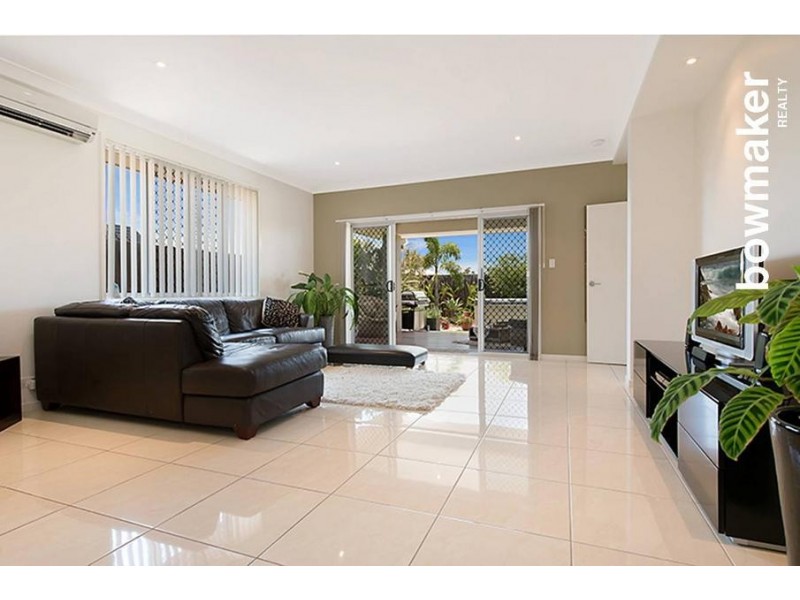 10 Wombat Parade, North Lakes QLD 4509