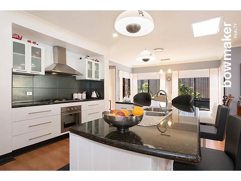 8 Dotterel Crescent, North Lakes QLD 4509