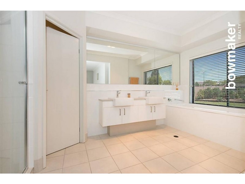 1 Satinay Parade, North Lakes QLD 4509