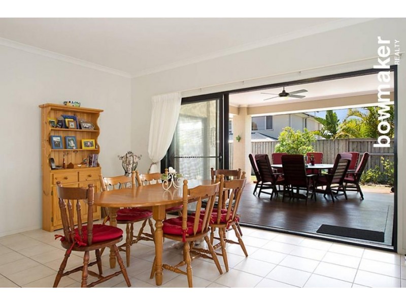 1 Satinay Parade, North Lakes QLD 4509