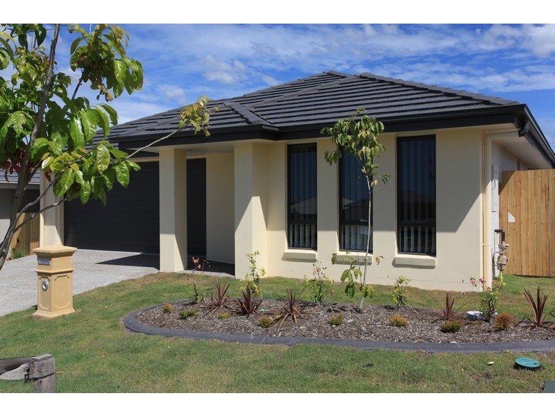 10 Dunes Crescent, North Lakes QLD 4509