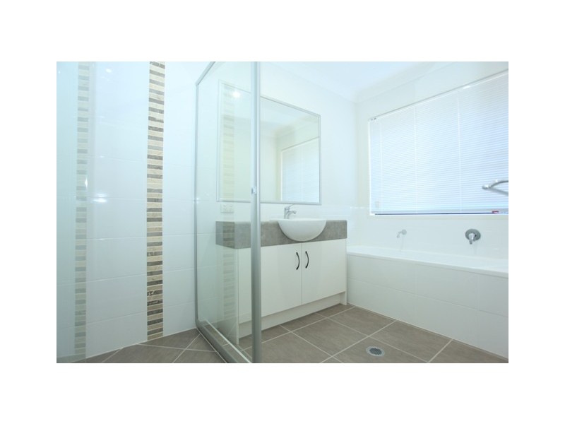 10 Triumph Circuit, North Lakes QLD 4509