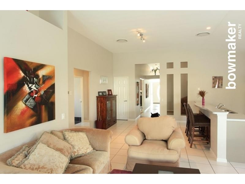 24 Gardenia Parade, North Lakes QLD 4509