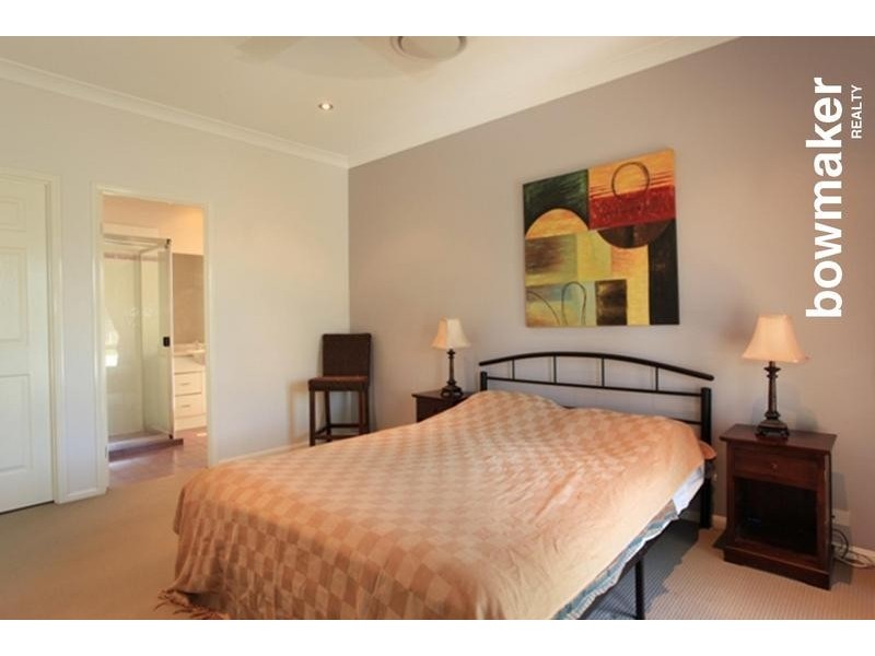 24 Gardenia Parade, North Lakes QLD 4509