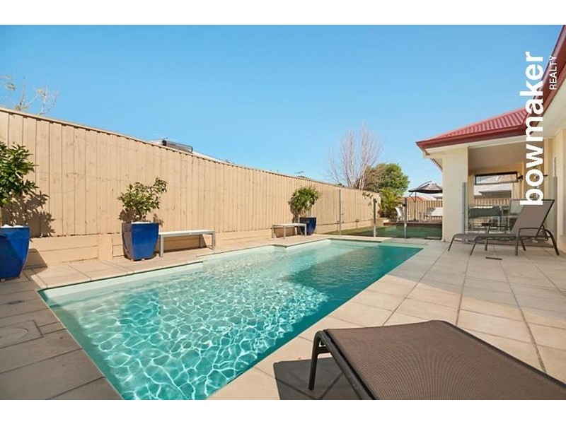 1 Allenby Close, North Lakes QLD 4509