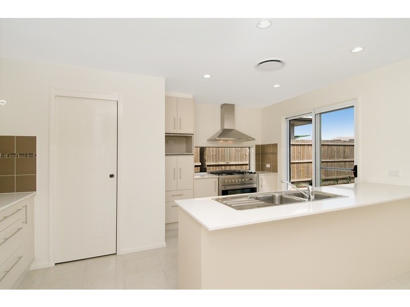 43 Dusky Street, North Lakes QLD 4509