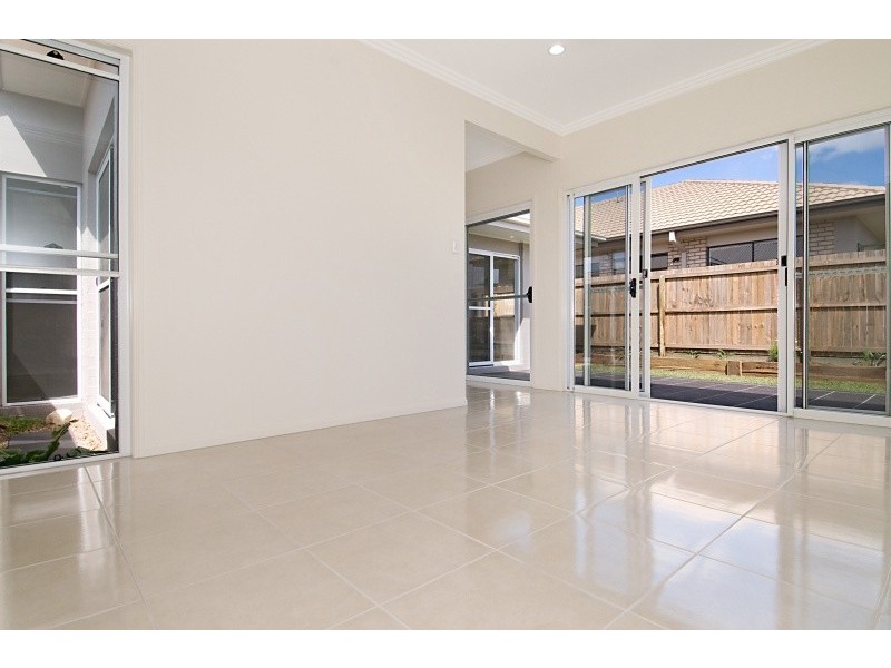 43 Dusky Street, North Lakes QLD 4509