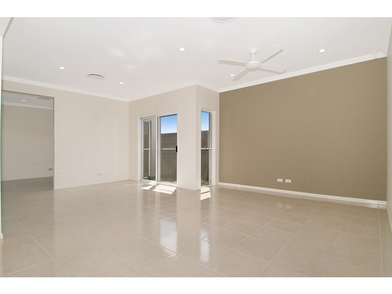 43 Dusky Street, North Lakes QLD 4509