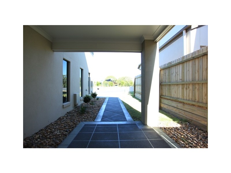 18 Bonnet Parade, Mango Hill QLD 4509