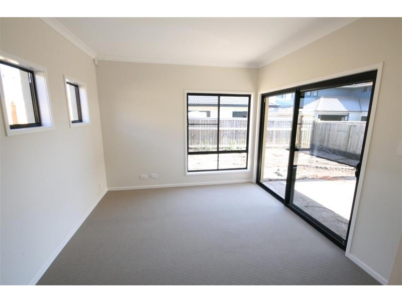 17 Satinay Pde, North Lakes QLD 4509