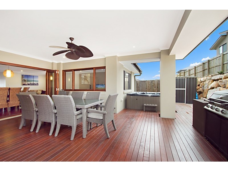 13 Severn Crescent, North Lakes QLD 4509