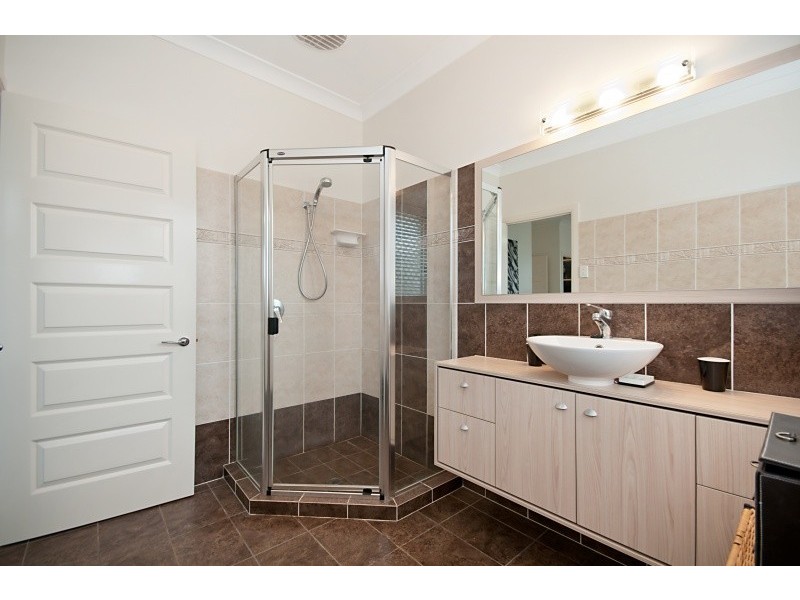 36 Planigale Crescent, North Lakes QLD 4509