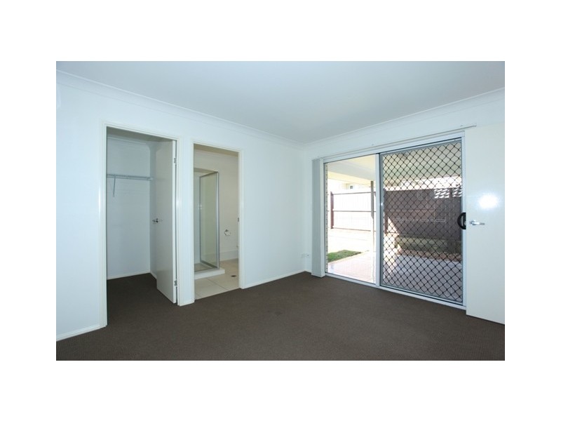 22 Shimao Crescent, North Lakes QLD 4509