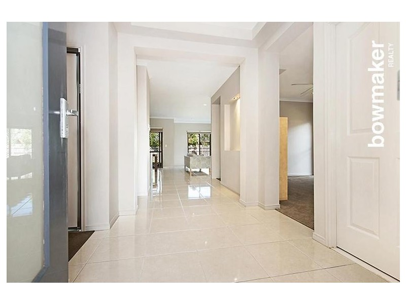 3 Elkhorn Court, North Lakes QLD 4509