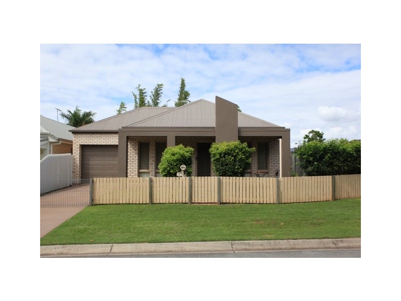 2 Tamarind Street, North Lakes QLD 4509