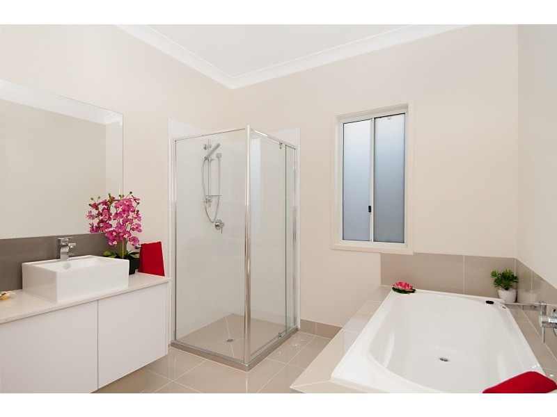 140 Nicklaus Parade, North Lakes QLD 4509