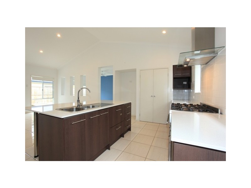 23 Langer Circuit, North Lakes QLD 4509