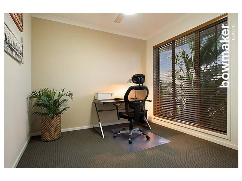 1 Williams Crescent, North Lakes QLD 4509
