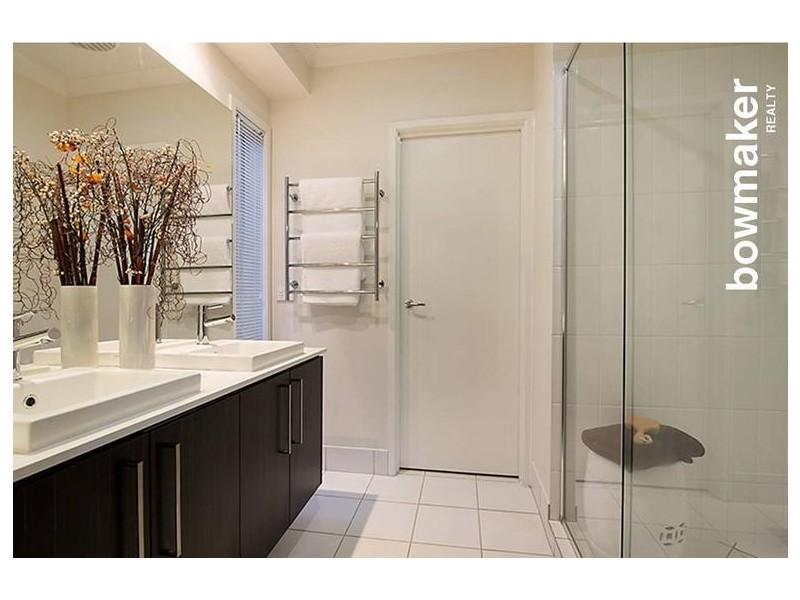 1 Williams Crescent, North Lakes QLD 4509