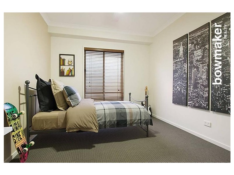 1 Williams Crescent, North Lakes QLD 4509
