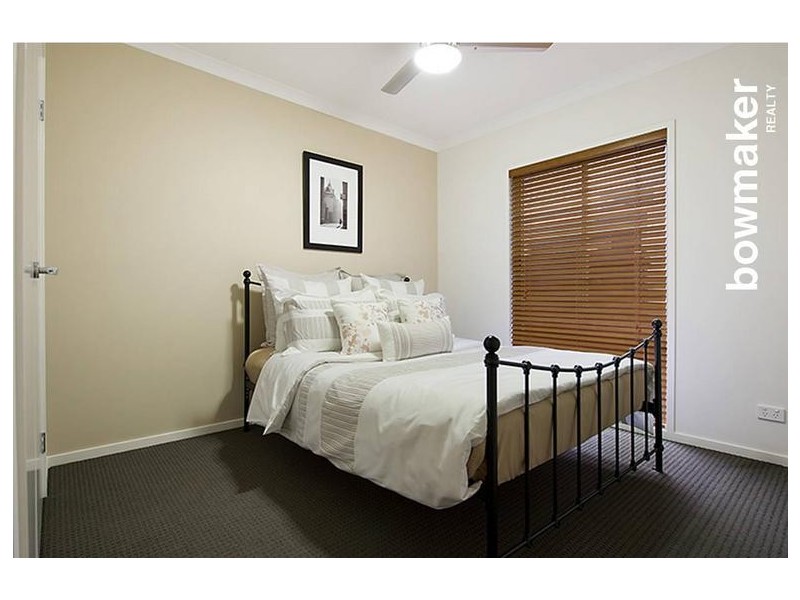 1 Williams Crescent, North Lakes QLD 4509