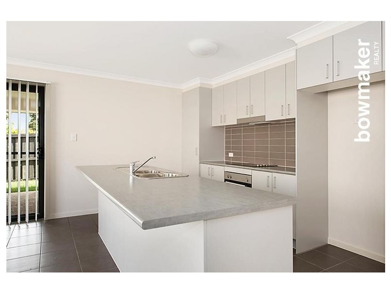 10 Dunes Crescent, North Lakes QLD 4509