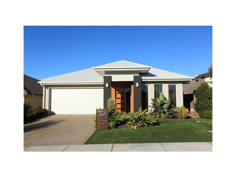 11 Chrysler Parade, North Lakes QLD 4509