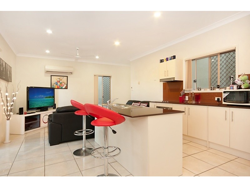 6 Riley Court, North Lakes QLD 4509