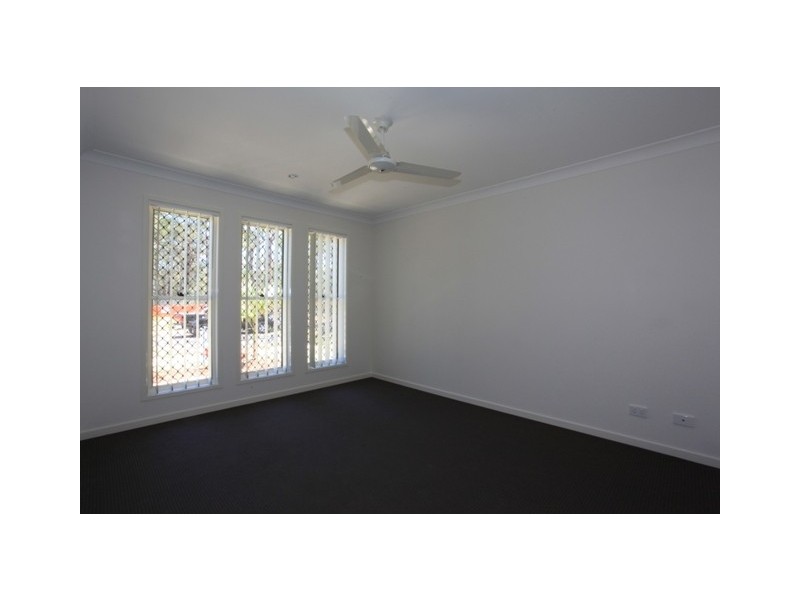 36 Essencia Avenue – Essencia, Dakabin QLD 4503