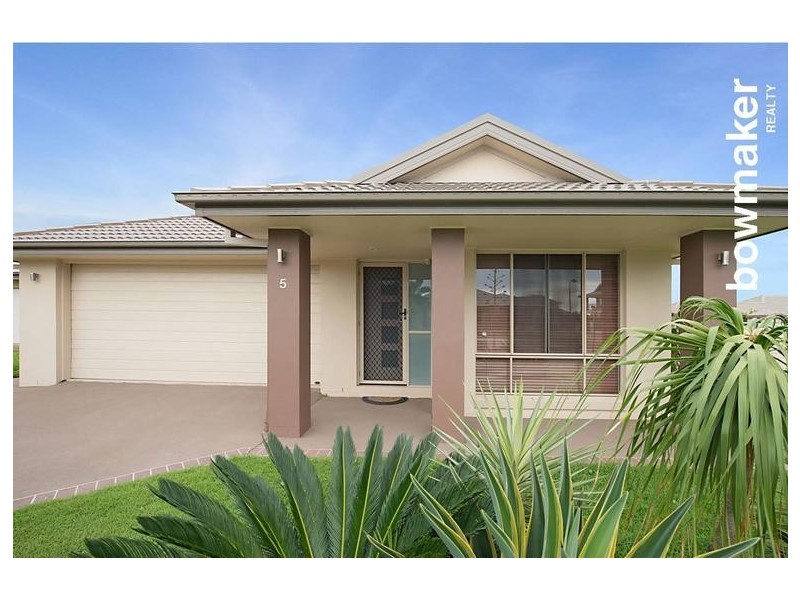 5 Langham Crescent, North Lakes QLD 4509