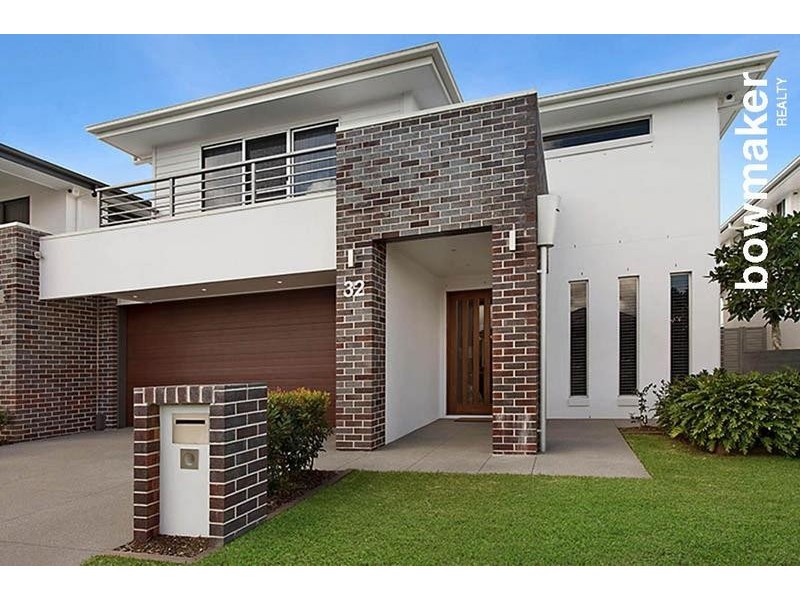 32 Dunes Crescent, North Lakes QLD 4509