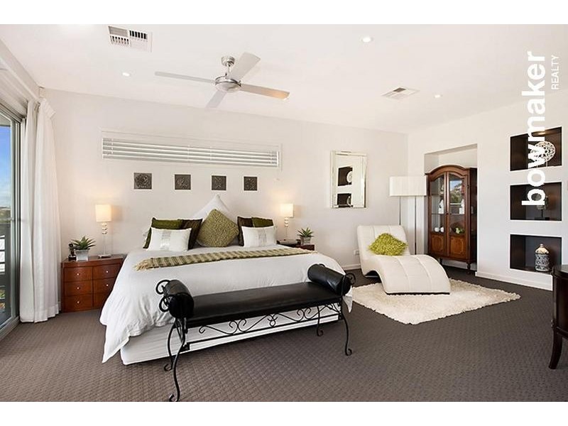 32 Dunes Crescent, North Lakes QLD 4509