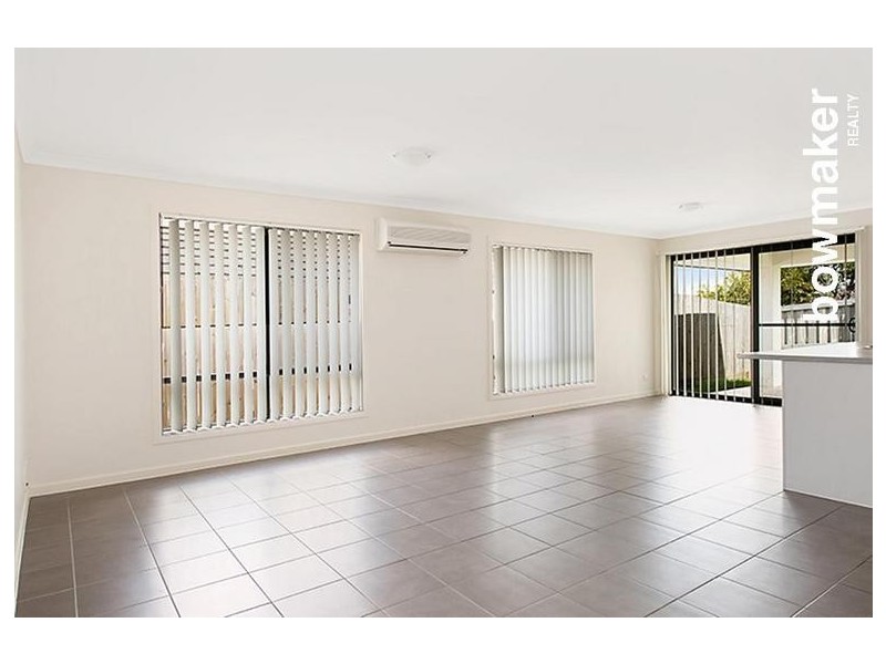 10 Dunes Crescent, North Lakes QLD 4509