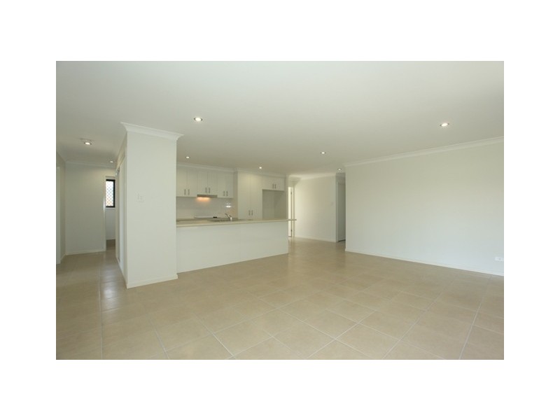 25 Merion Crescent, North Lakes QLD 4509