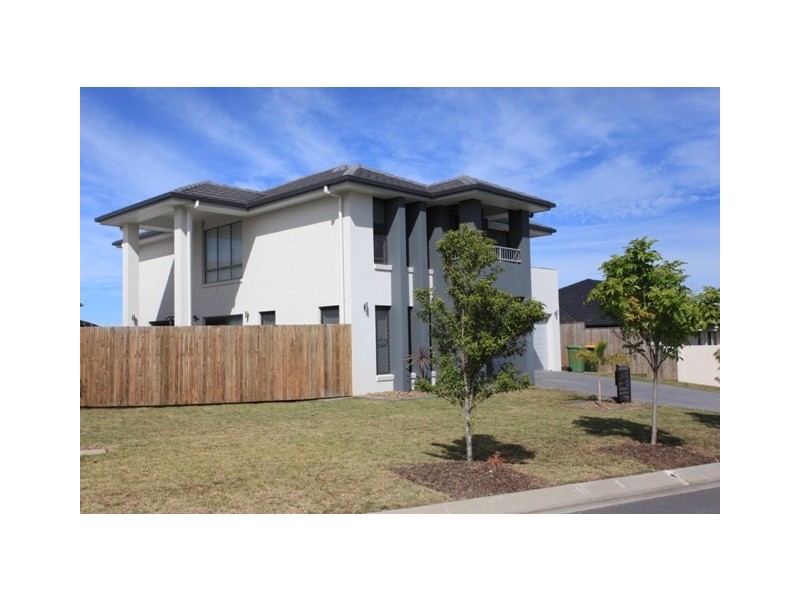 4 Crenshaw Street, North Lakes QLD 4509