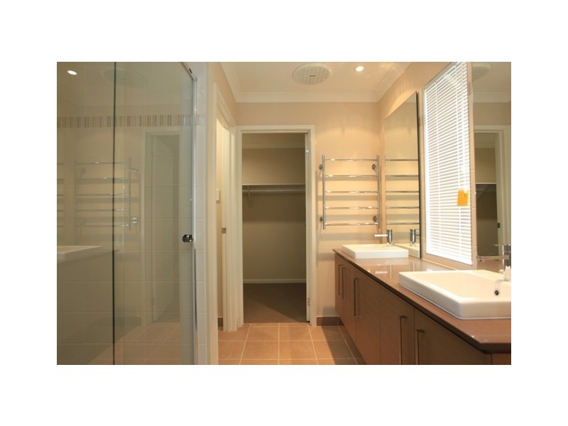 25 Lytham Circuit, North Lakes QLD 4509