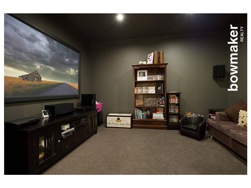 39 Oisin street, Murrumba Downs QLD 4503