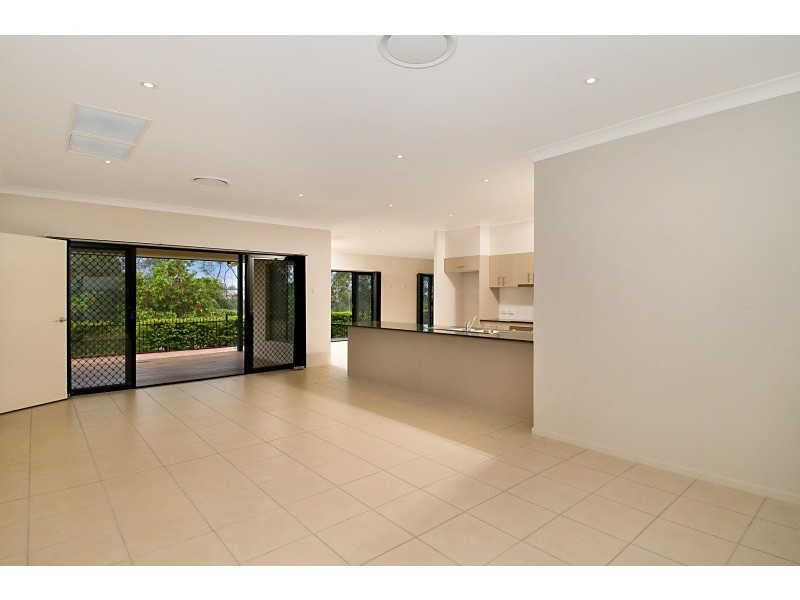 15 Riley Court, North Lakes QLD 4509