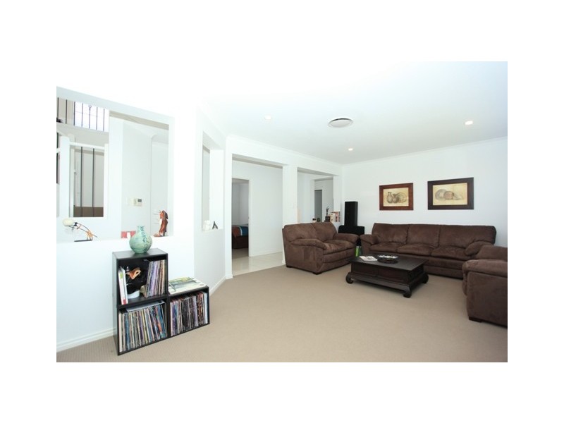 61 Langer Circuit, North Lakes QLD 4509