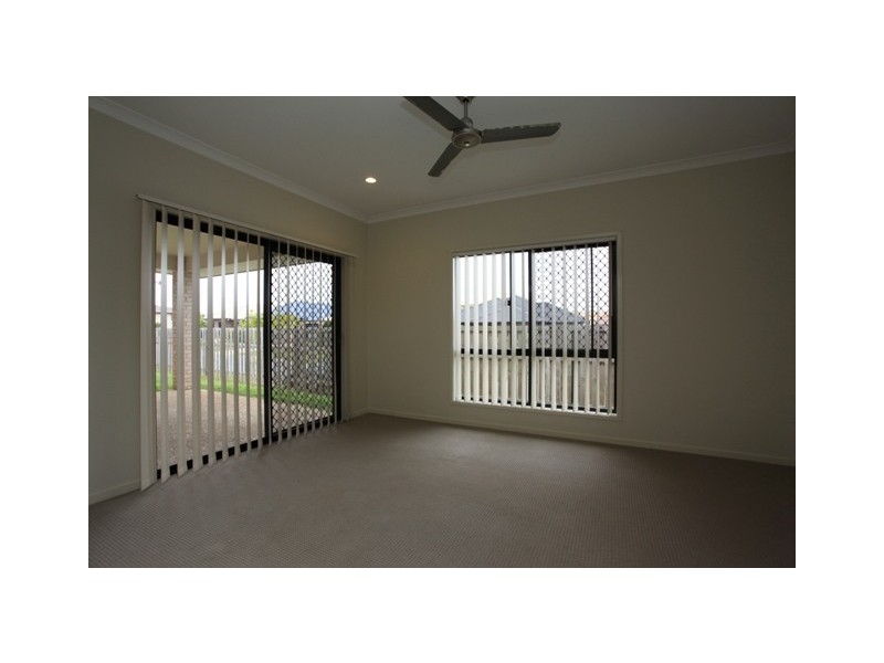 32 Gibbs Street, North Lakes QLD 4509
