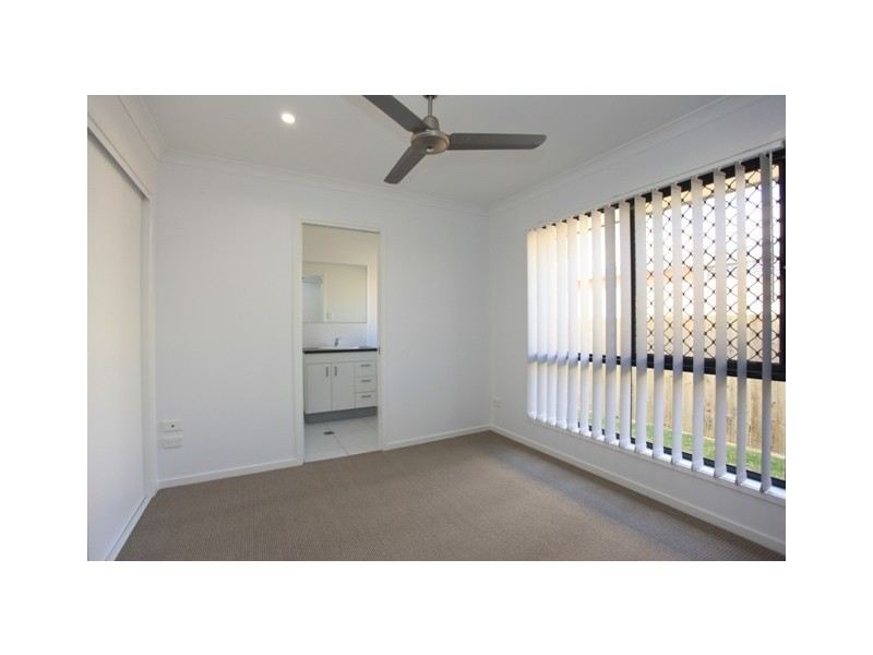 Unit B/11 Steamview Court, Burpengary QLD 4505