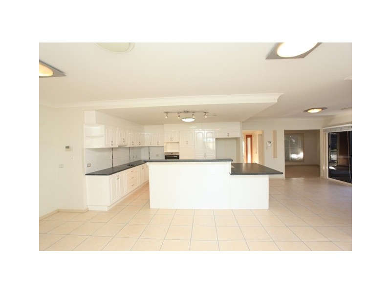 19 Bridgeport Drive, North Lakes QLD 4509