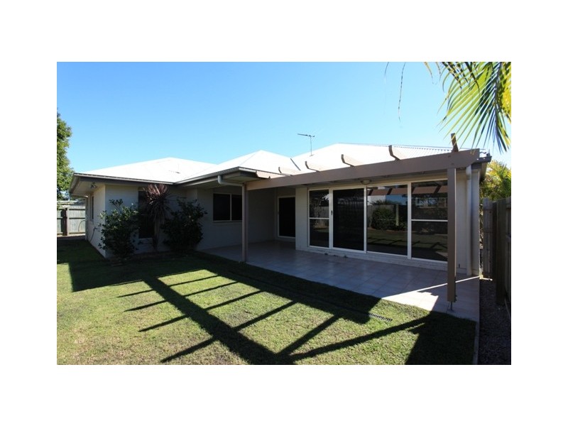 19 Bridgeport Drive, North Lakes QLD 4509