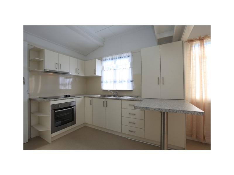 1 Esplanade, Deception Bay QLD 4508