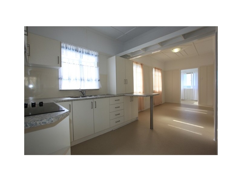 1 Esplanade, Deception Bay QLD 4508